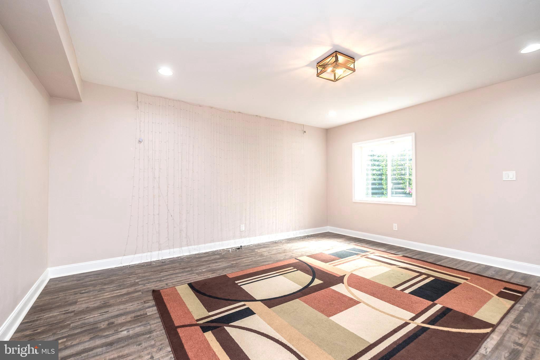 MAPLE BROOK ESTATES - Residential