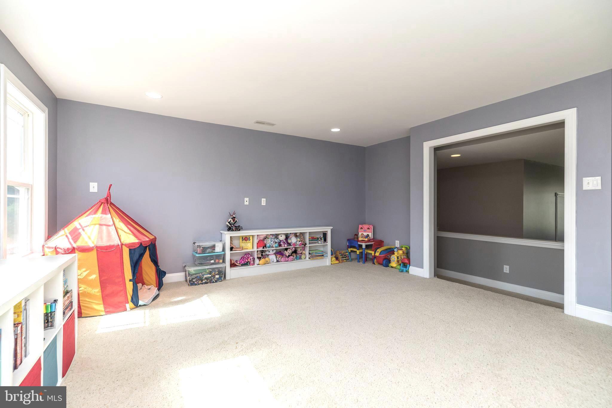 MAPLE BROOK ESTATES - Residential