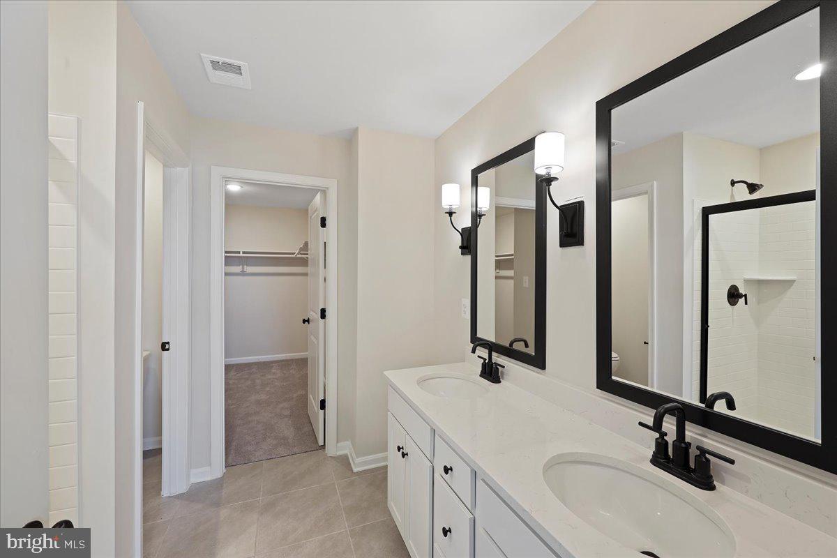 DILLON FARM - Residential