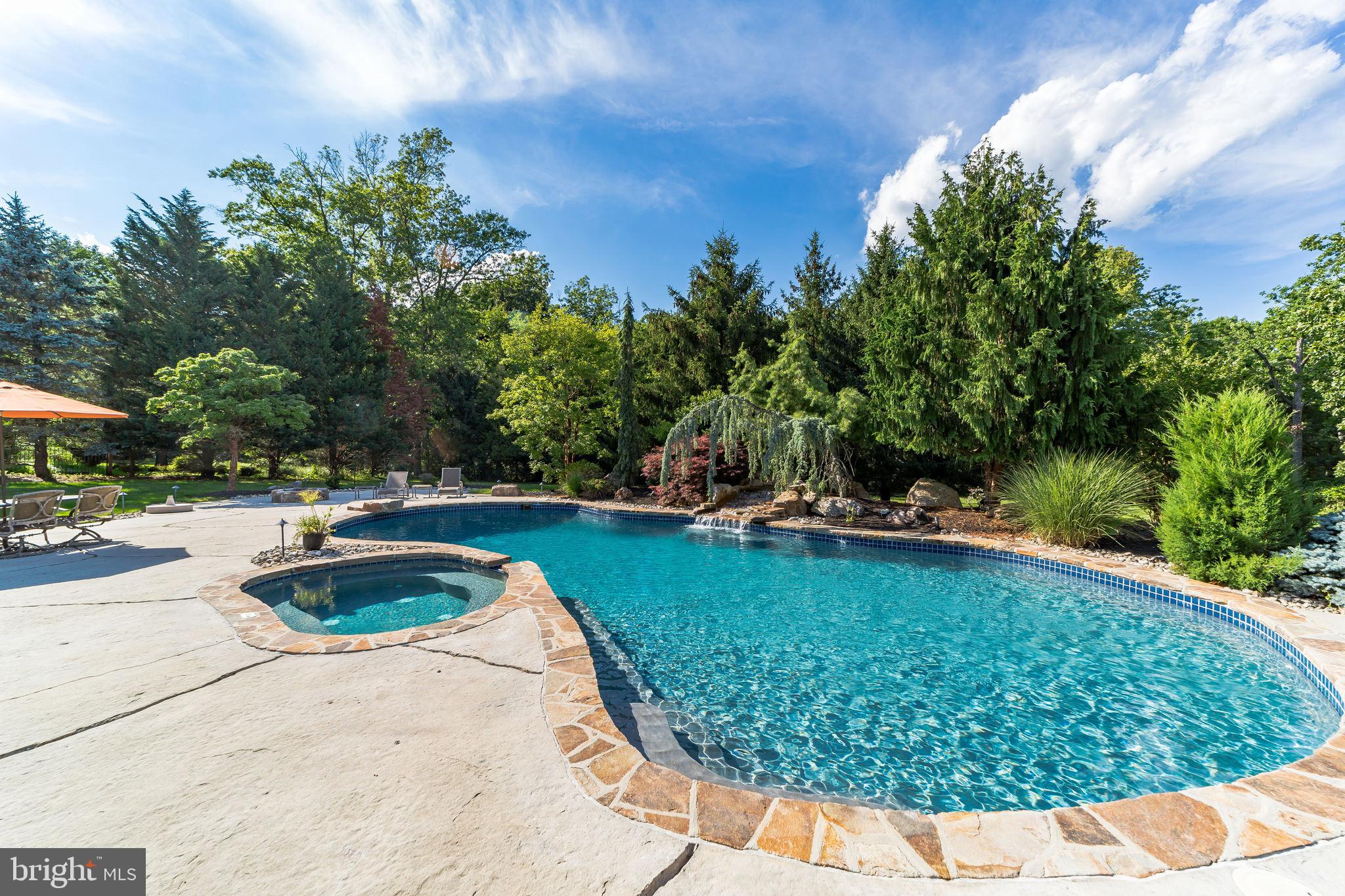 DOVECOTE - Residential