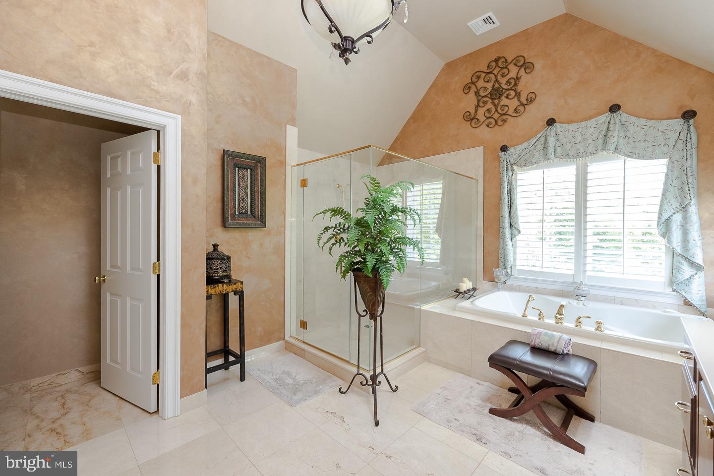 DOVECOTE - Residential