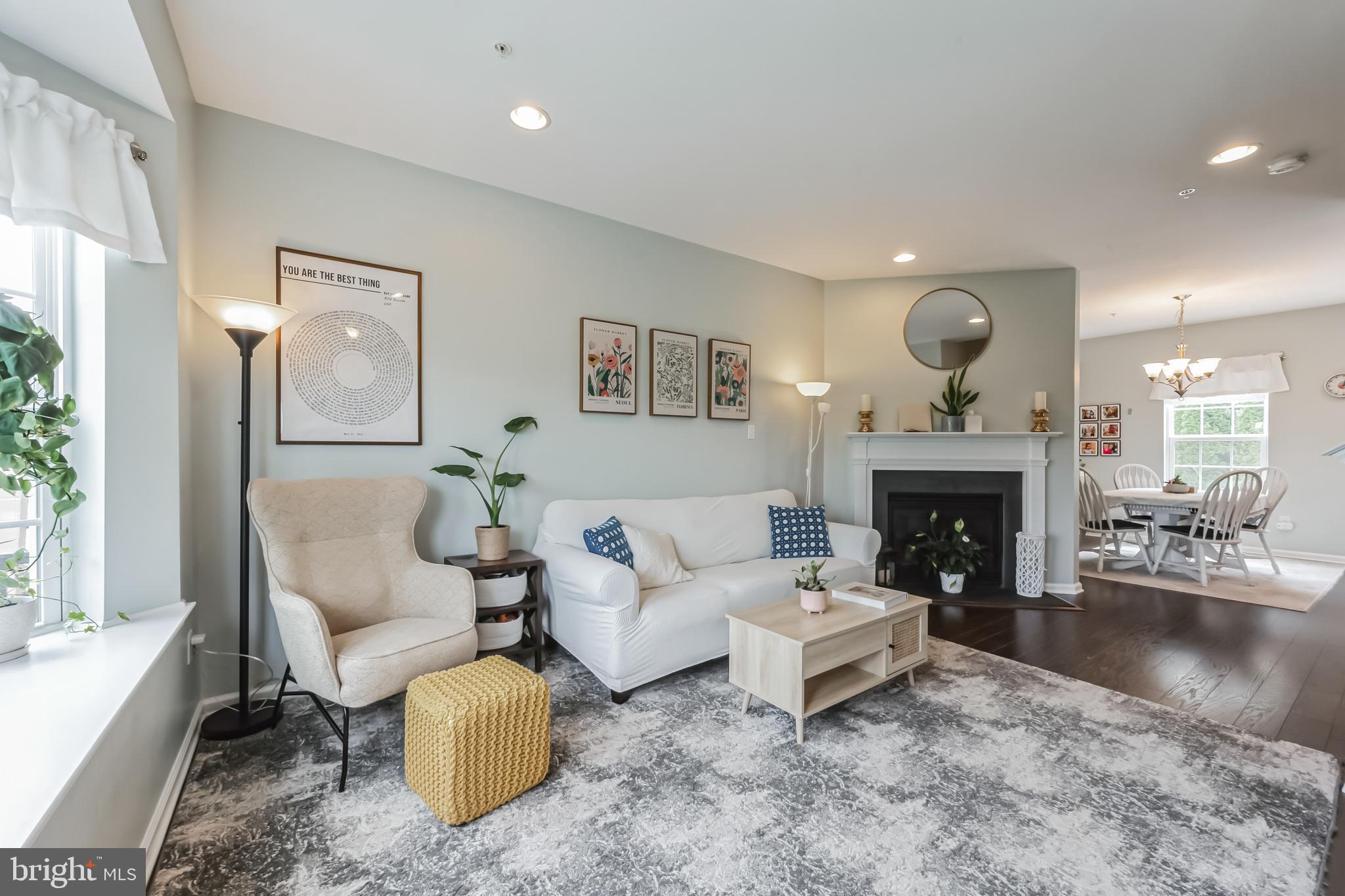 CARRIAGE HILL - Residential Lease