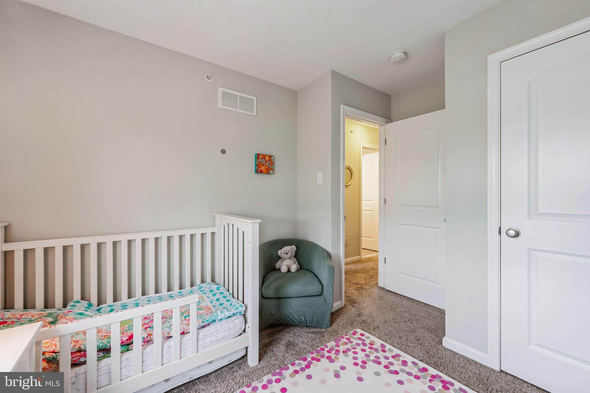 CARRIAGE HILL - Residential Lease