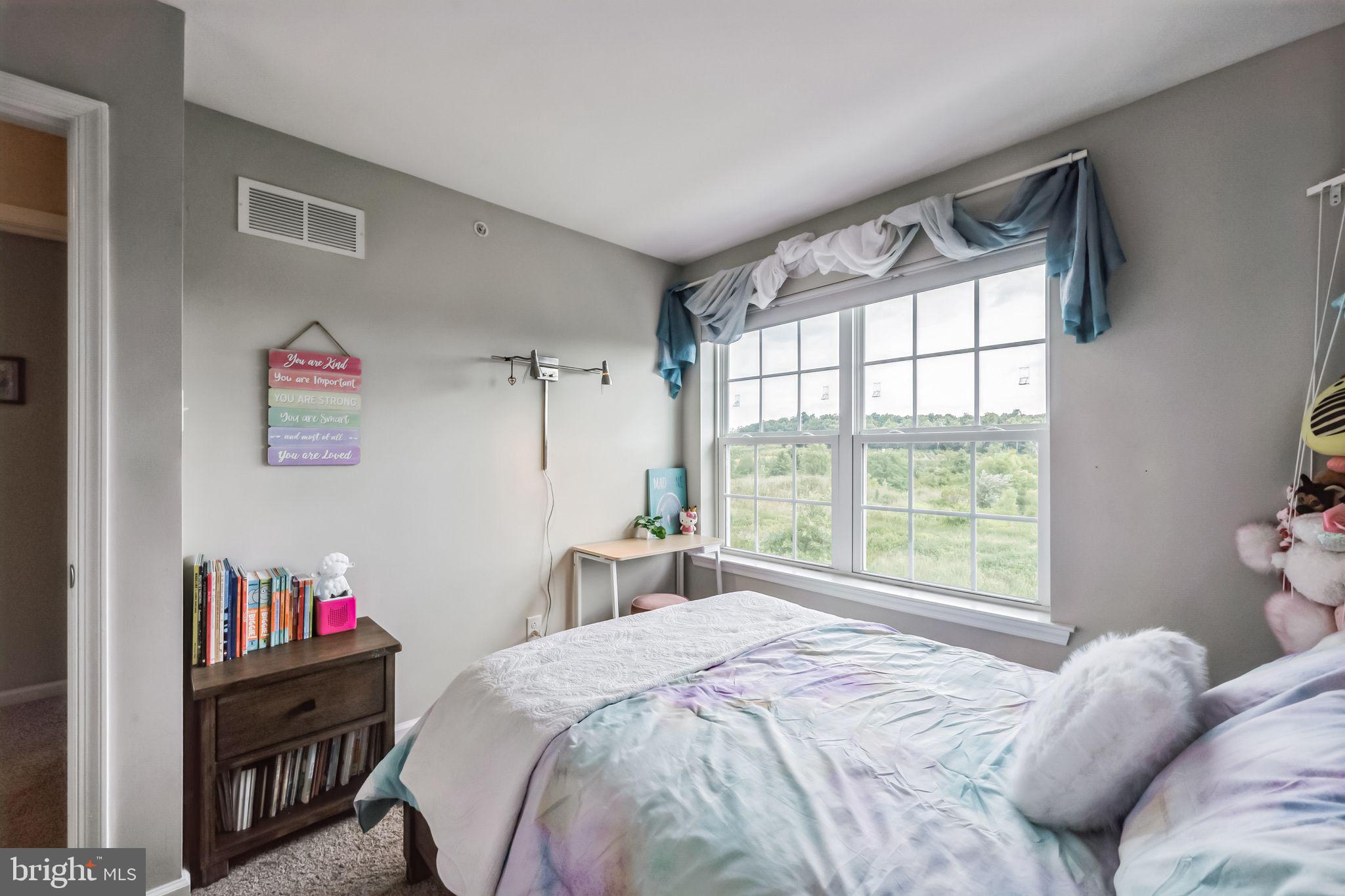 CARRIAGE HILL - Residential Lease