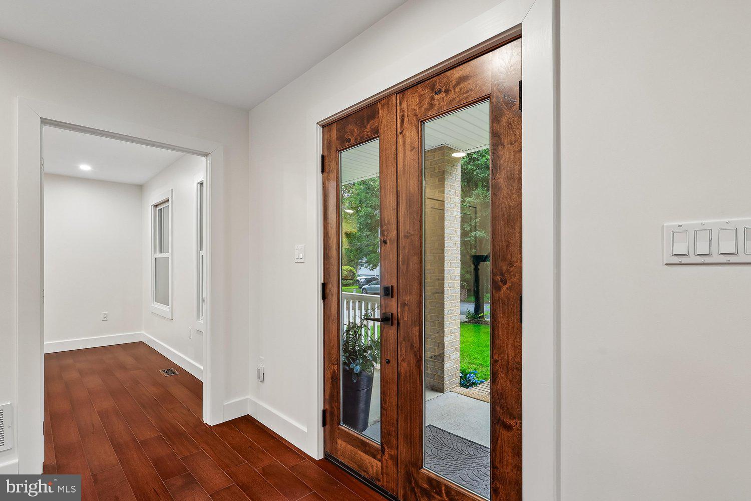 1602 LOCKSLEY DRIVE