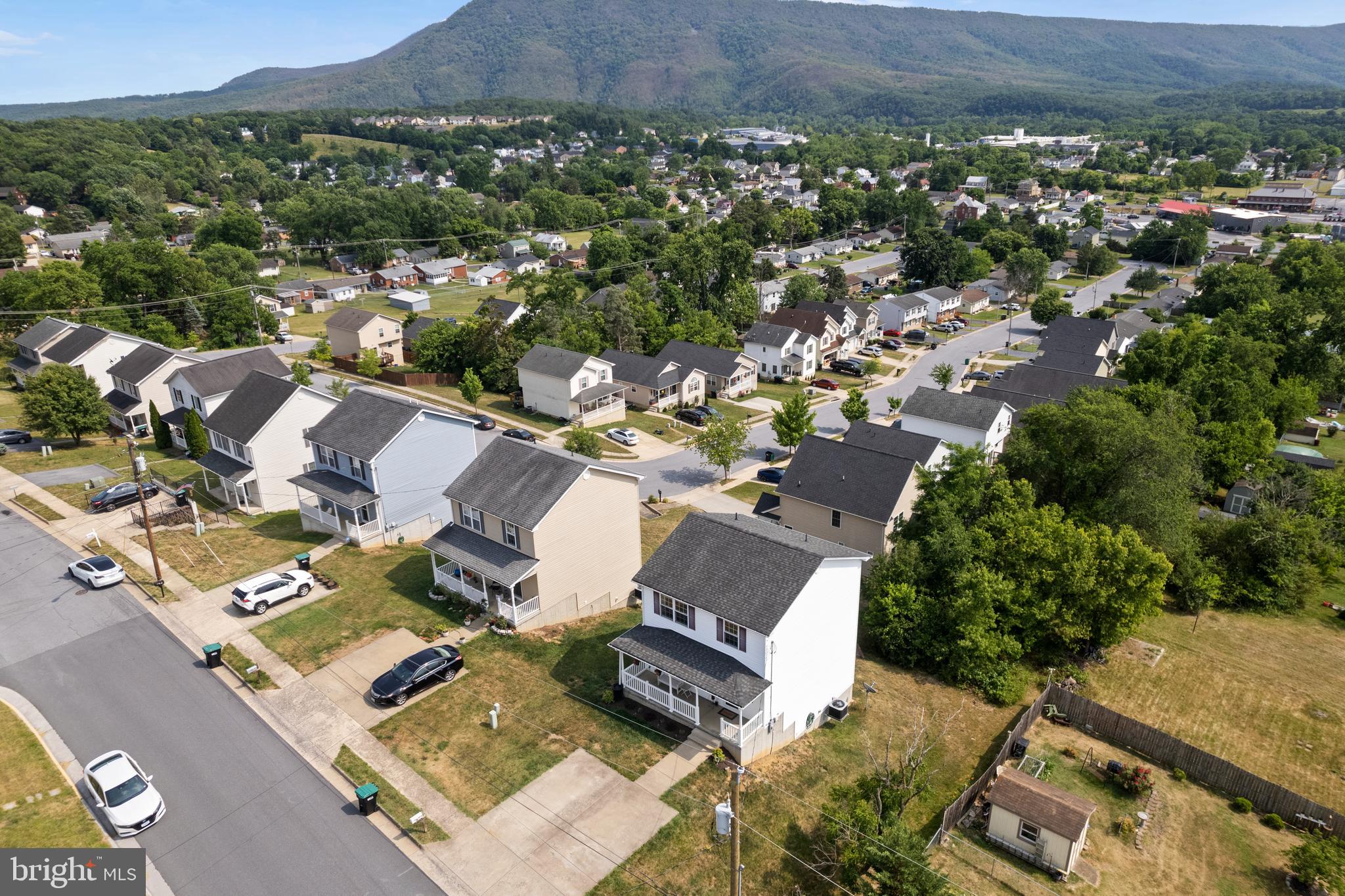 RAM HILL ESTATES - Residential