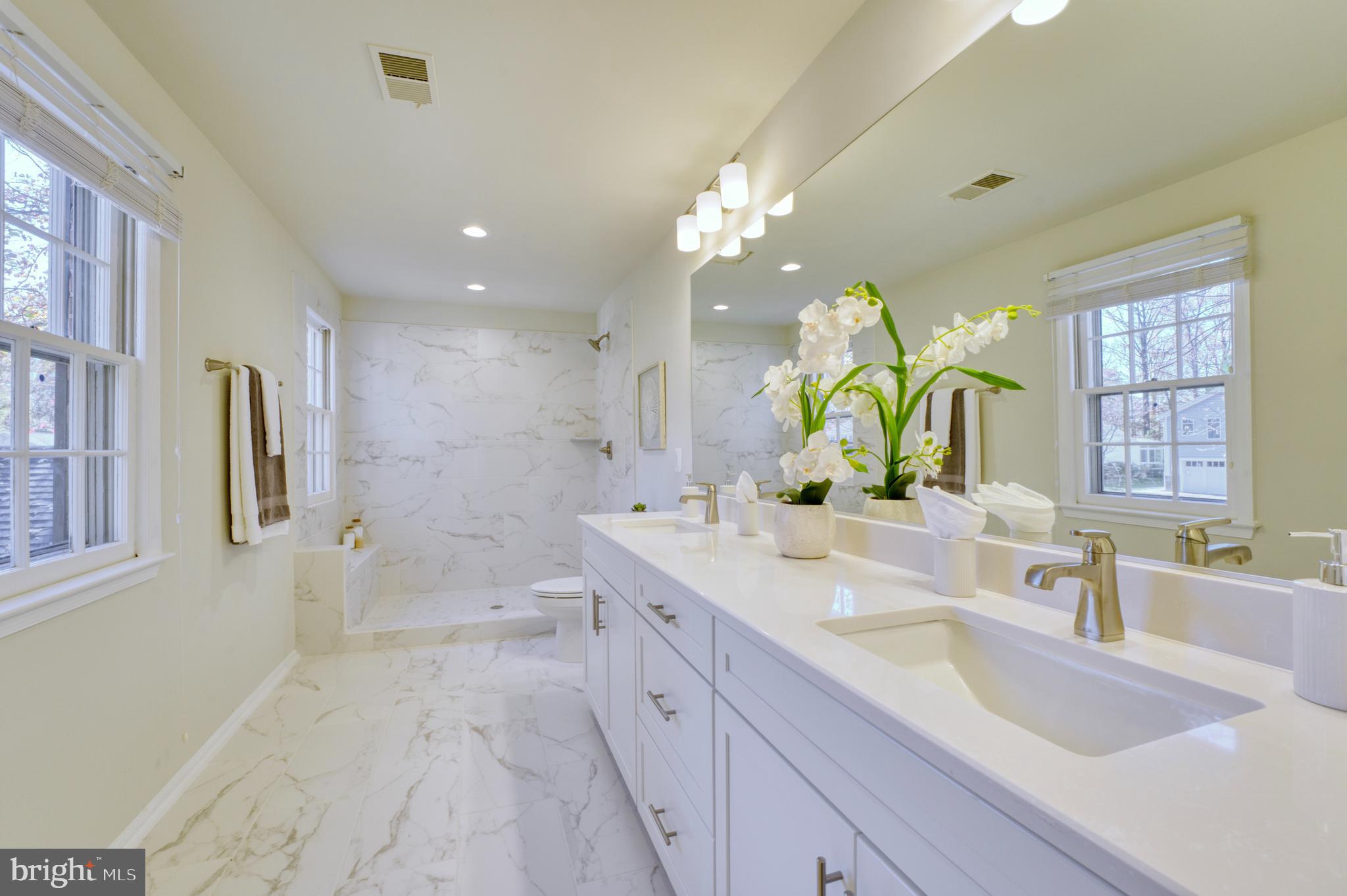 MANTUA - Residential