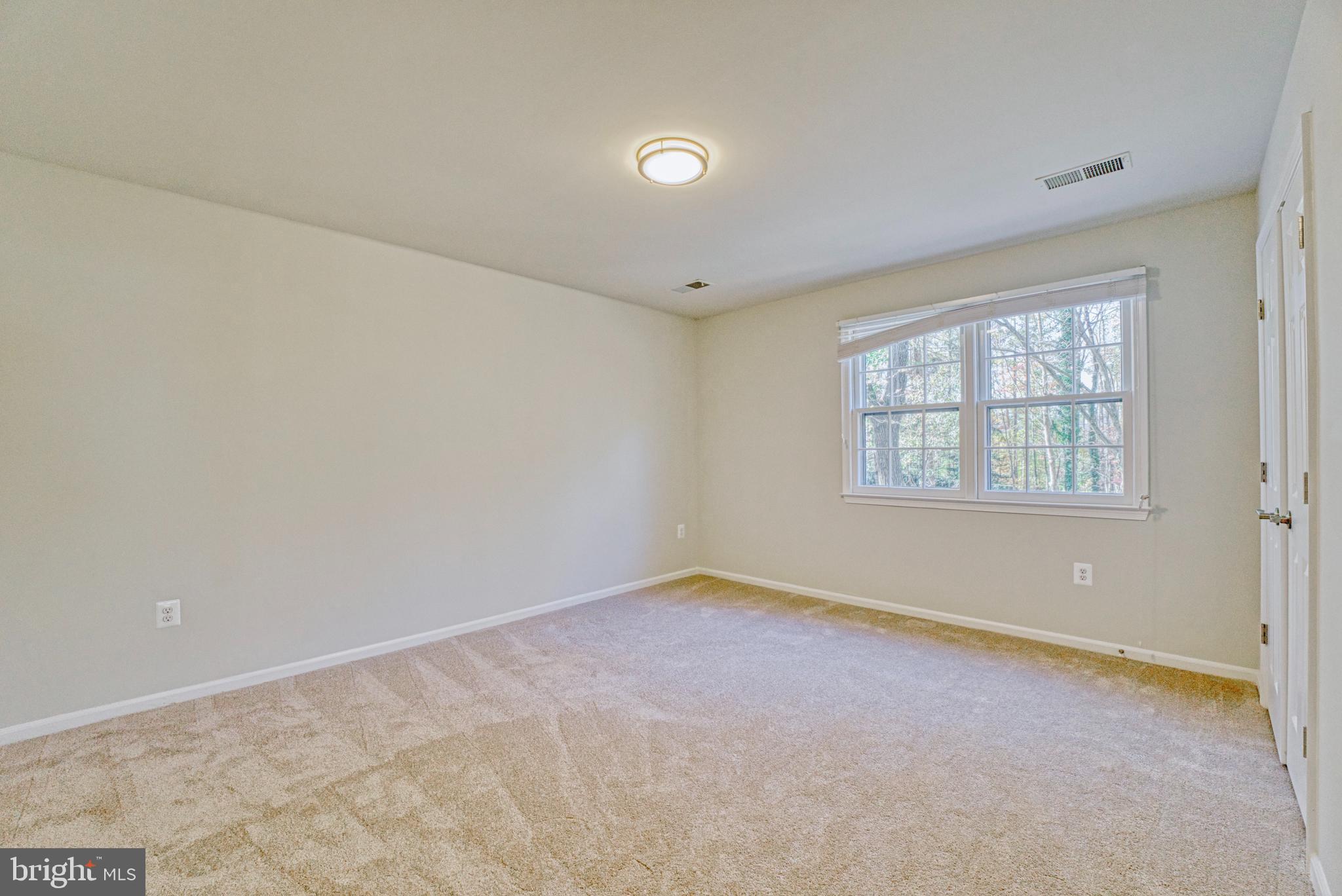 MANTUA - Residential