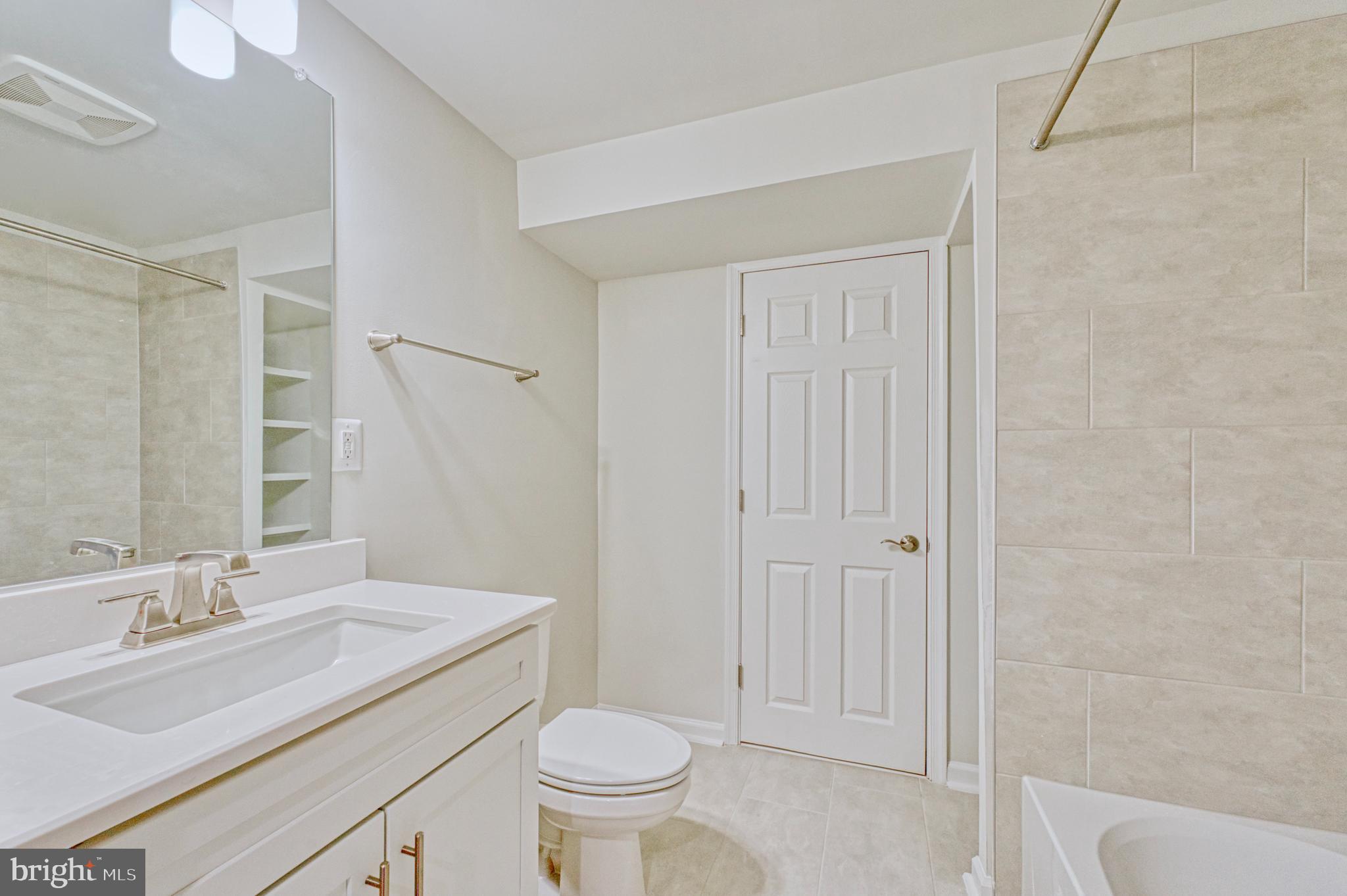 MANTUA - Residential