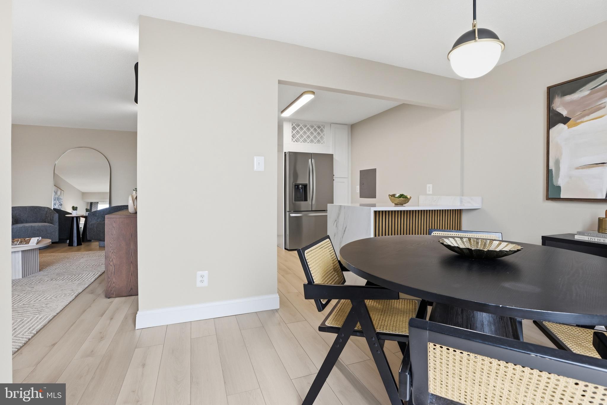 IDYLWOOD TOWERS CONDO - Residential