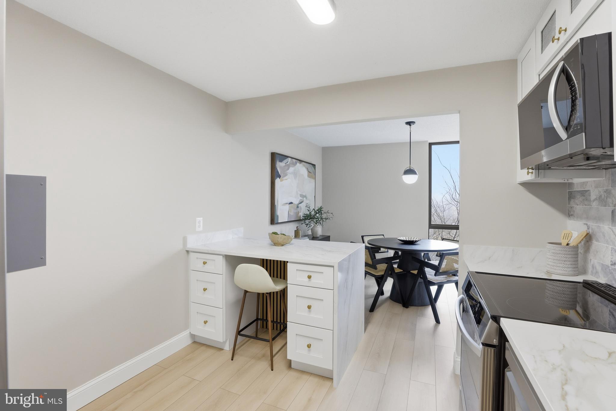 IDYLWOOD TOWERS CONDO - Residential