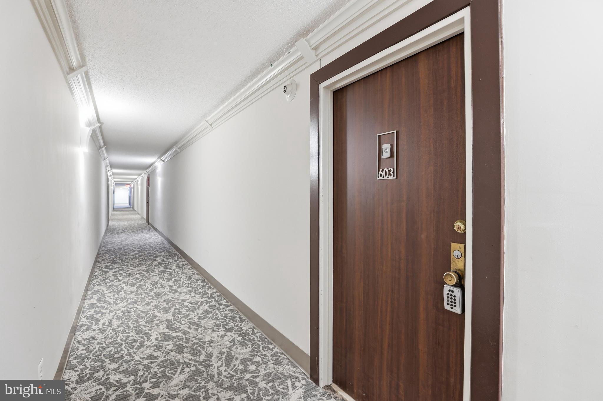 IDYLWOOD TOWERS CONDO - Residential