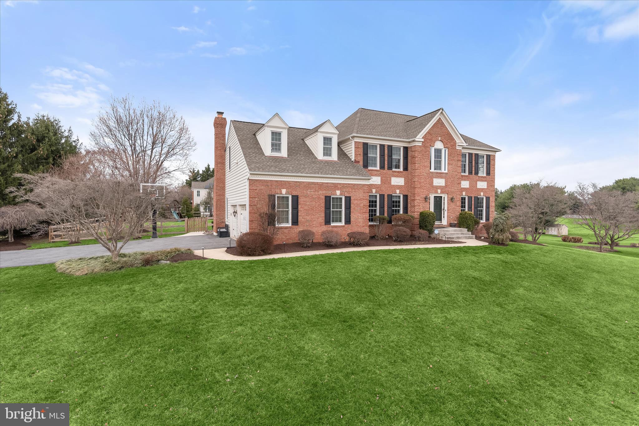 ASHLEIGH KNOLLS - Residential