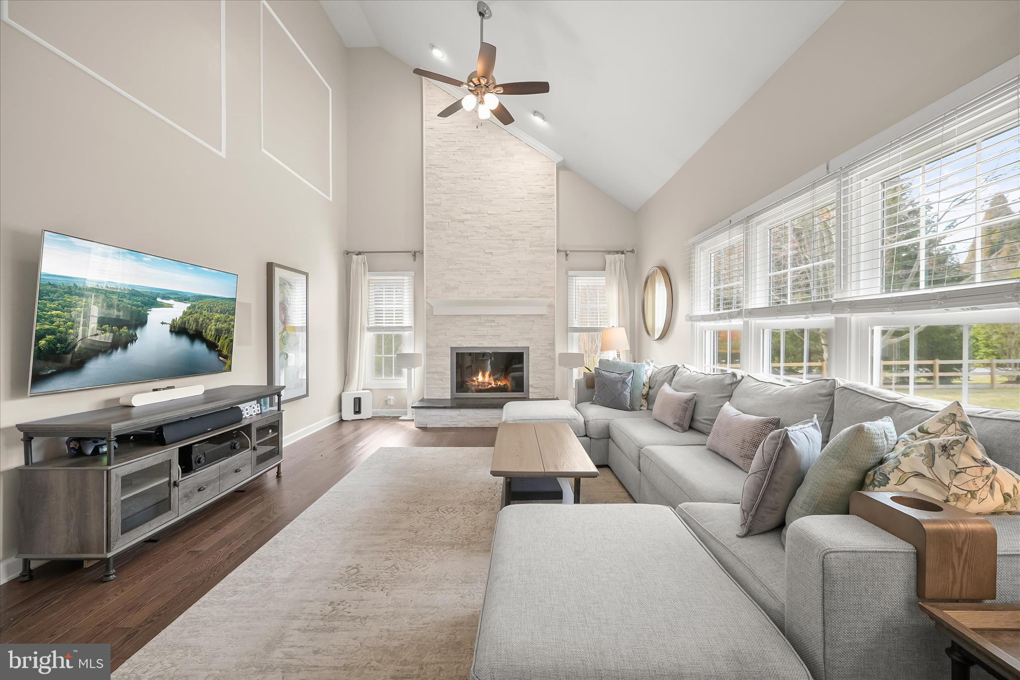 ASHLEIGH KNOLLS - Residential