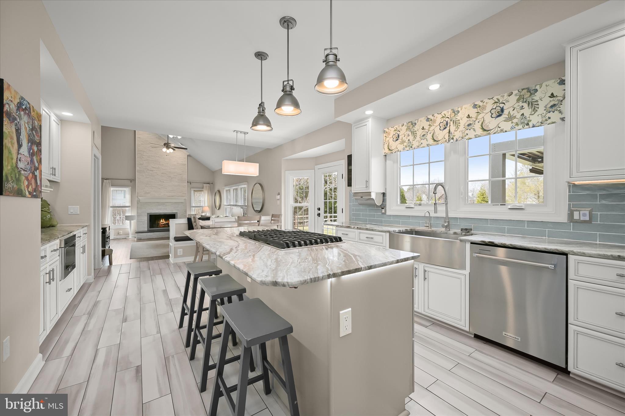 ASHLEIGH KNOLLS - Residential