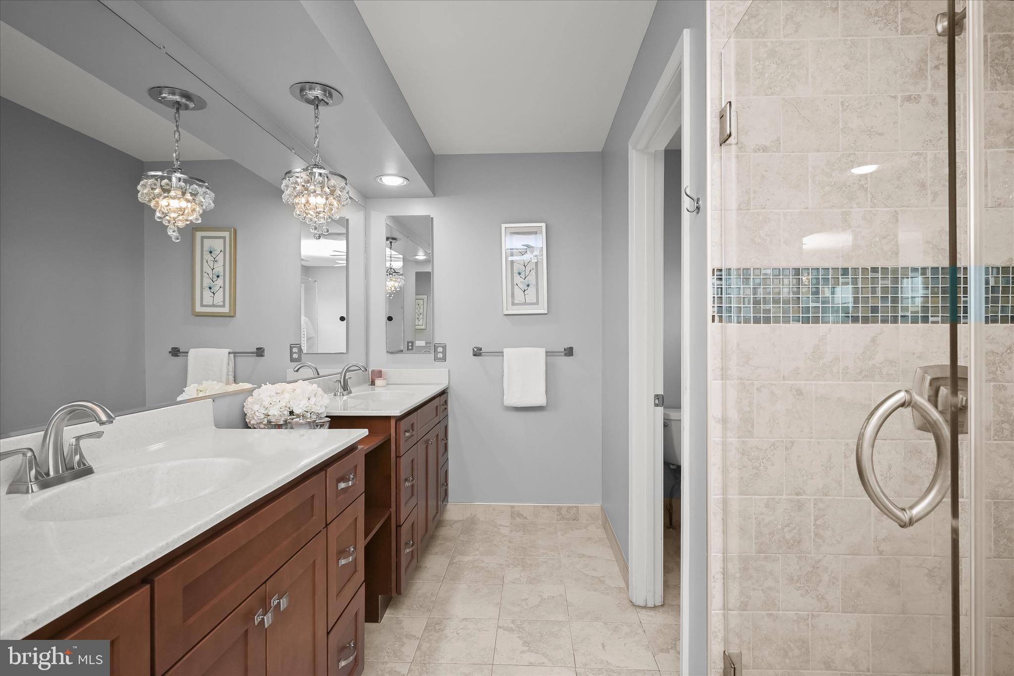 ASHLEIGH KNOLLS - Residential