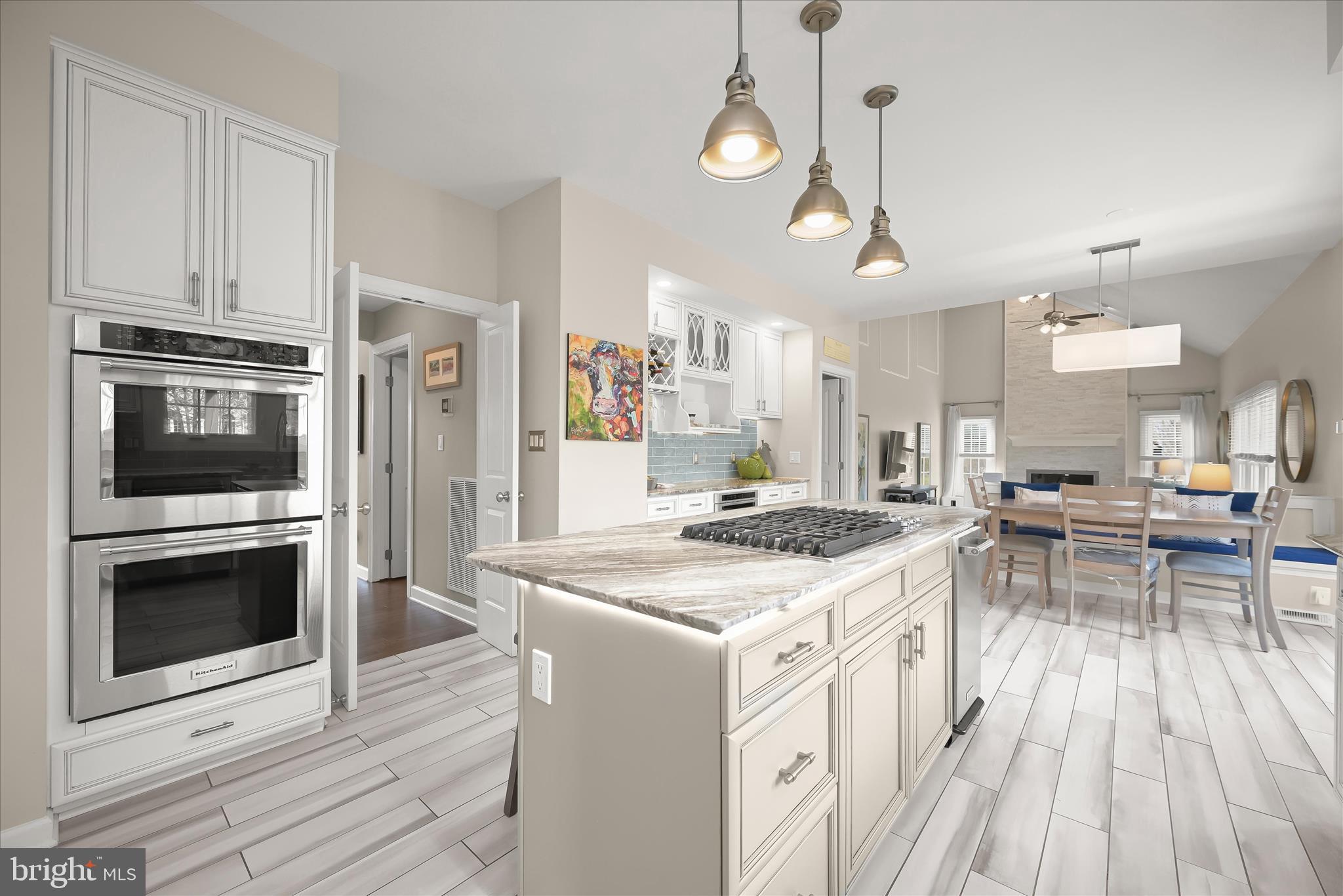 ASHLEIGH KNOLLS - Residential