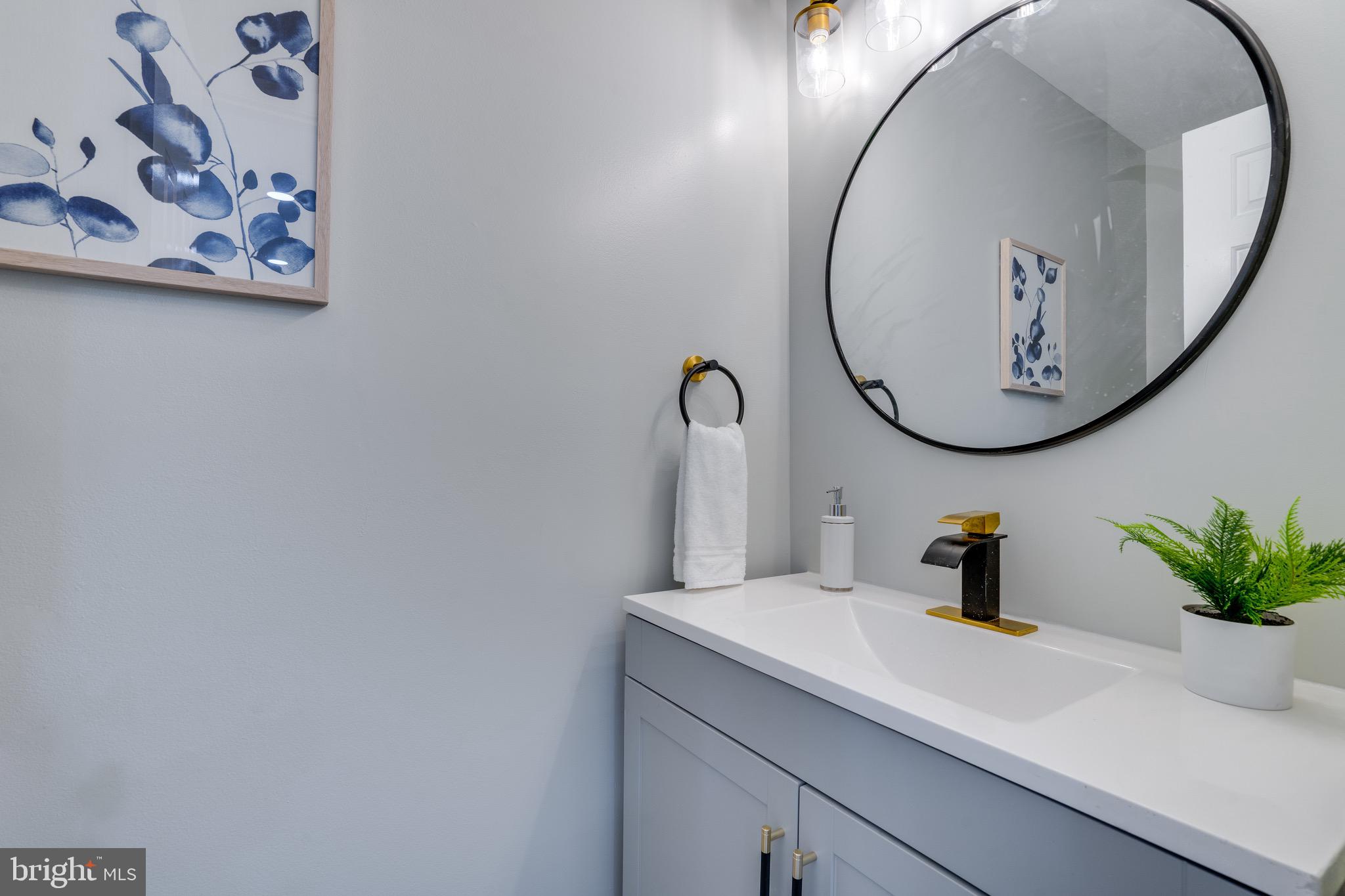 ROXBURY OF MT VERNON - Residential