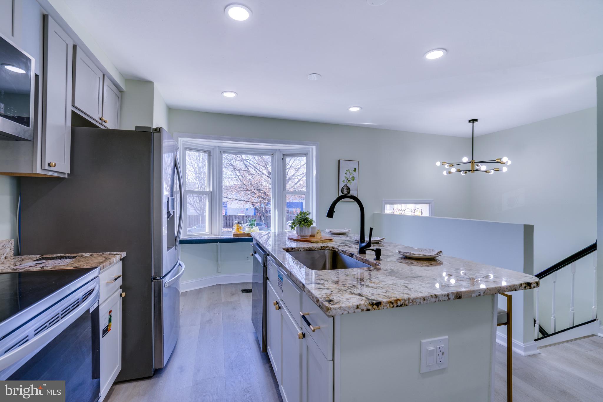 ROXBURY OF MT VERNON - Residential