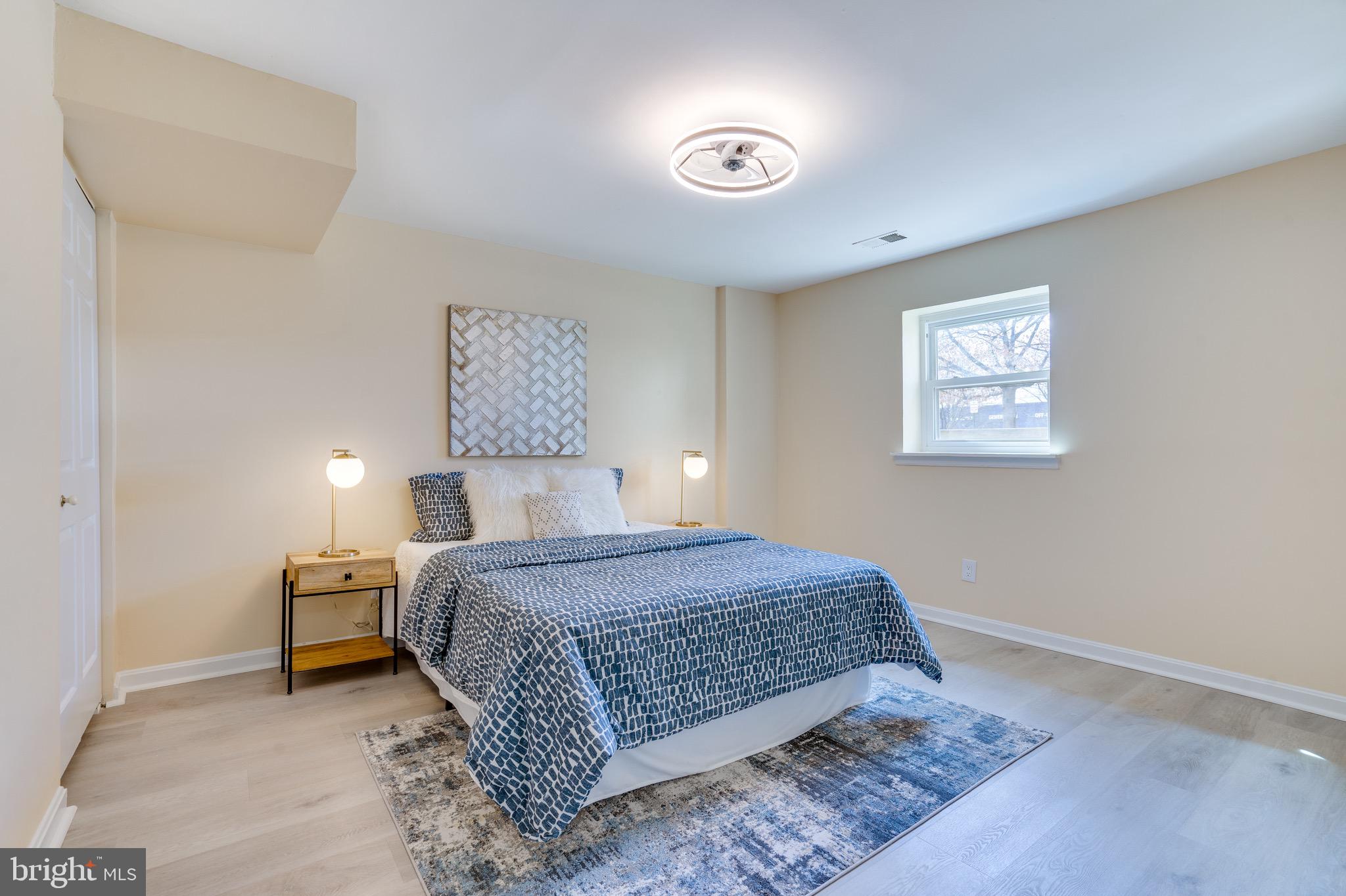 ROXBURY OF MT VERNON - Residential