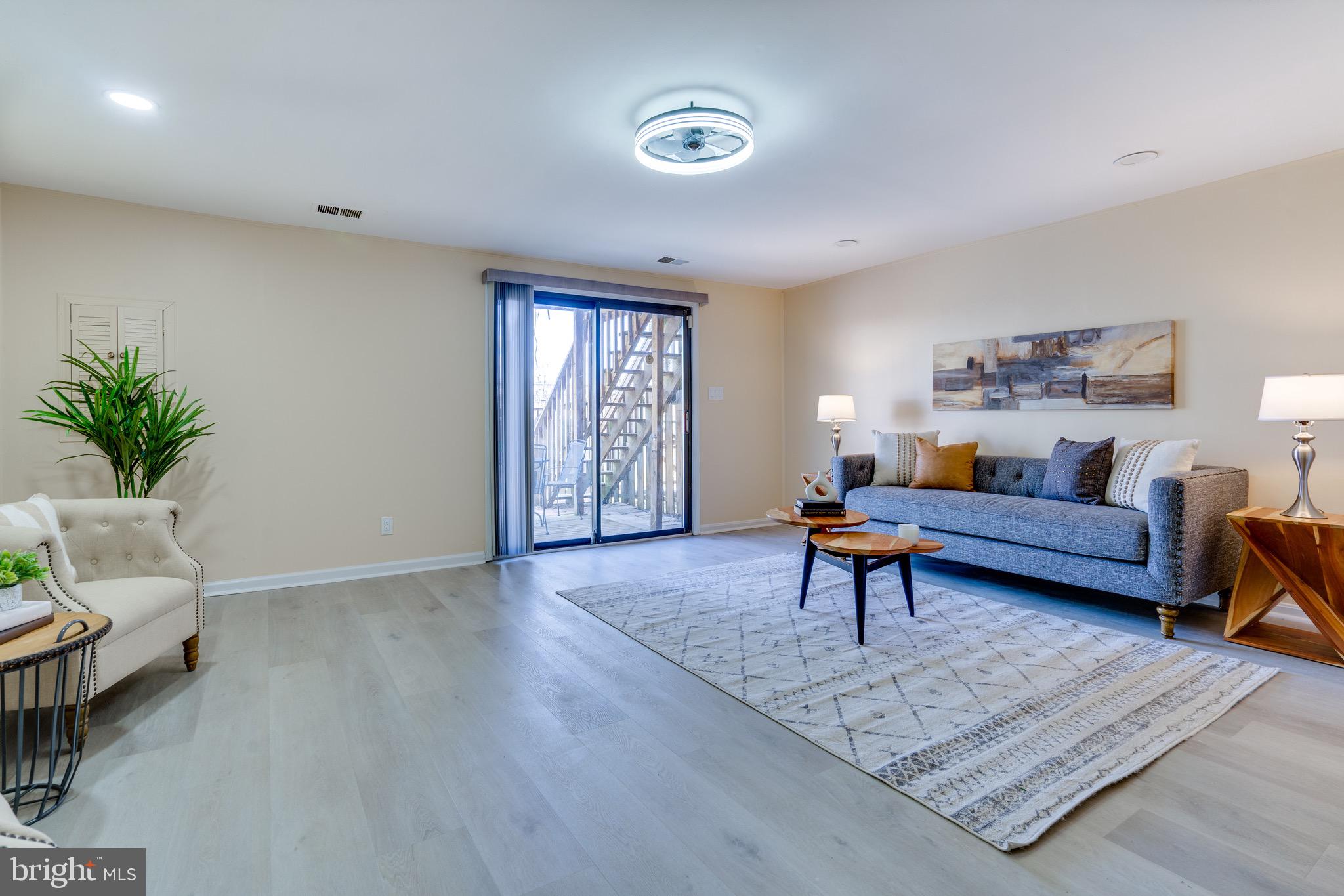 ROXBURY OF MT VERNON - Residential