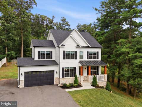 Photo of 2025 Snydersburg Road, WESTMINSTER, MD 21157 (MLS # MDCR2036700)