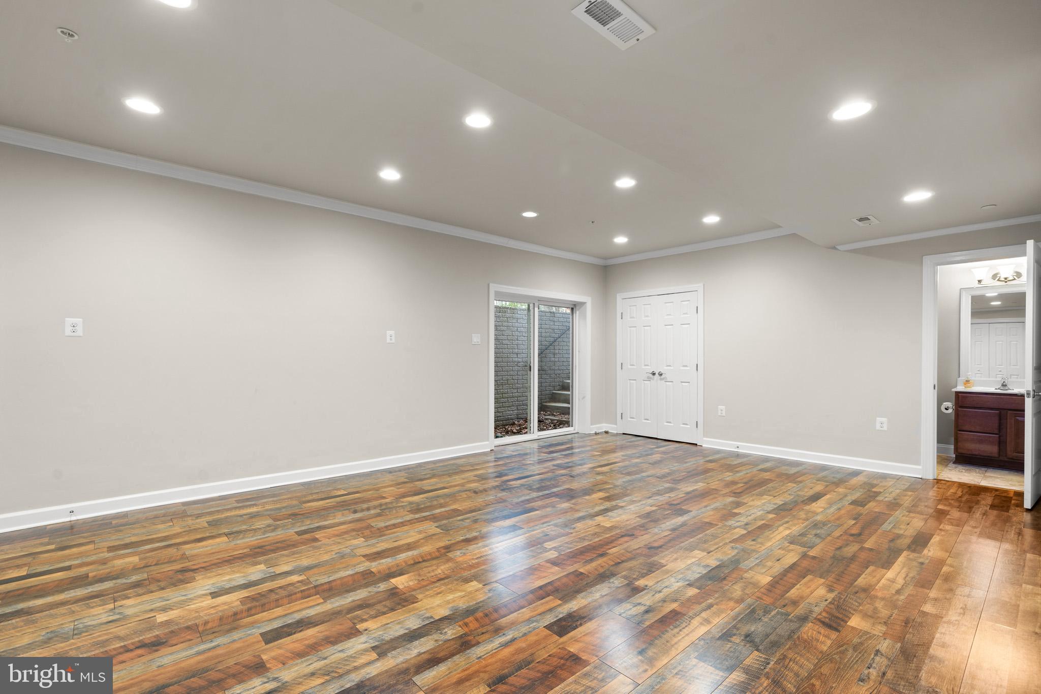 HUNTER SPRINGS - Residential