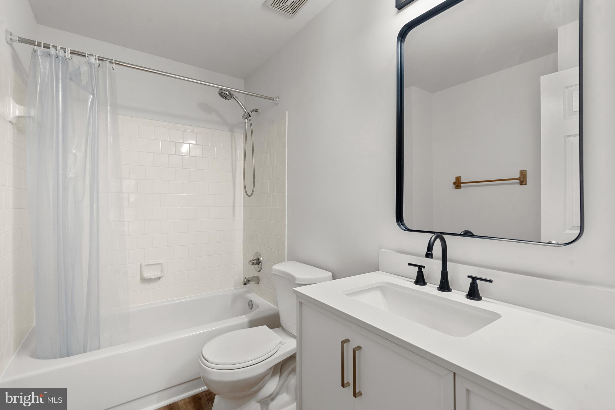 SEQUOIA LEA - Residential