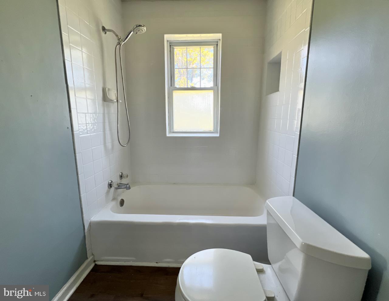 MAPLE RUN - Residential