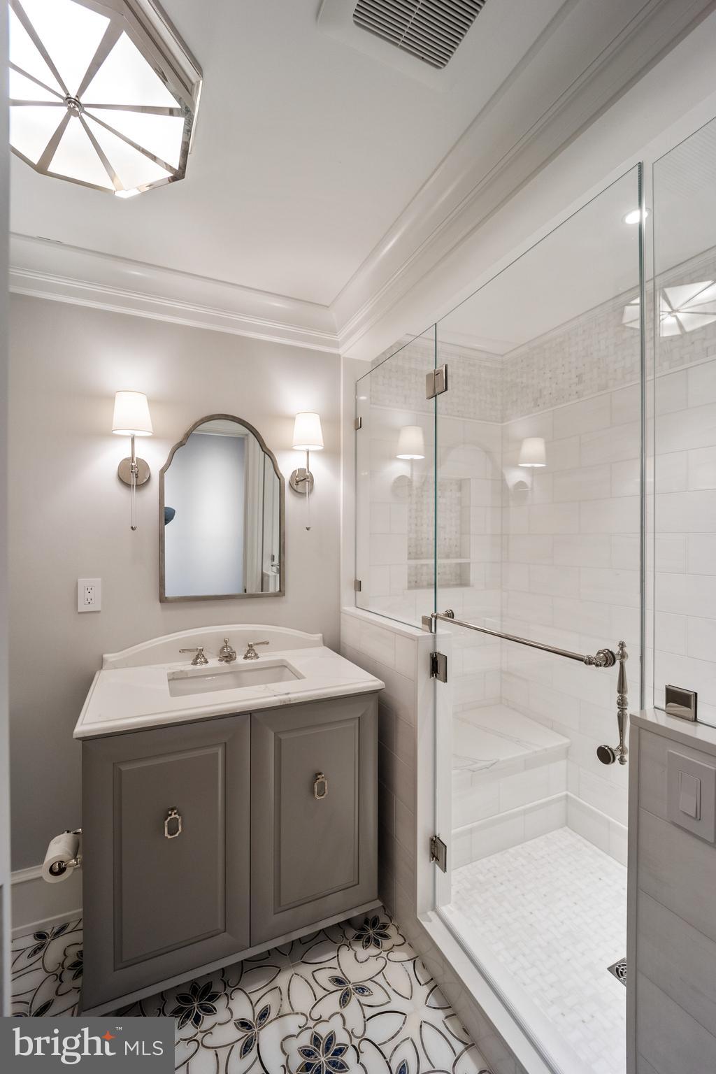 GIBSON ISLAND - Residential