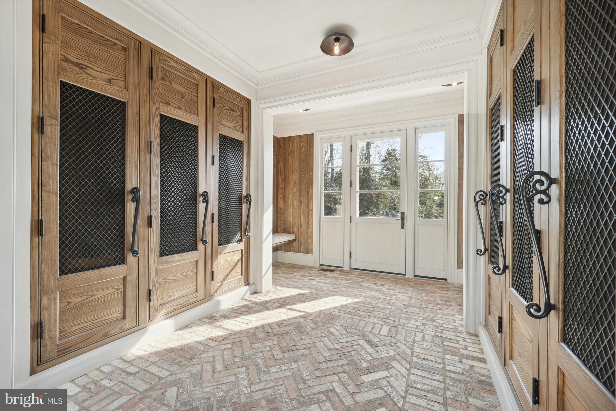 GIBSON ISLAND - Residential