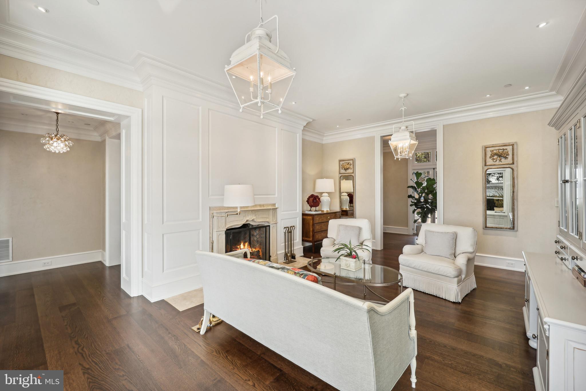 GIBSON ISLAND - Residential