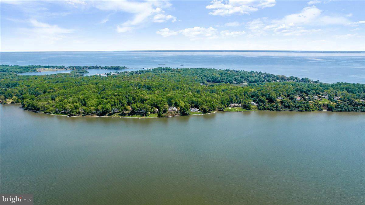 GIBSON ISLAND - Residential