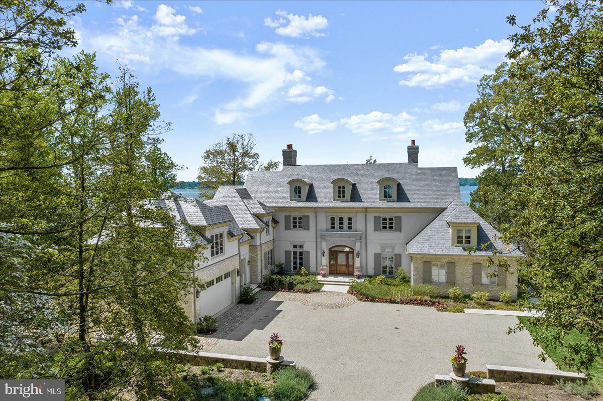 GIBSON ISLAND - Residential