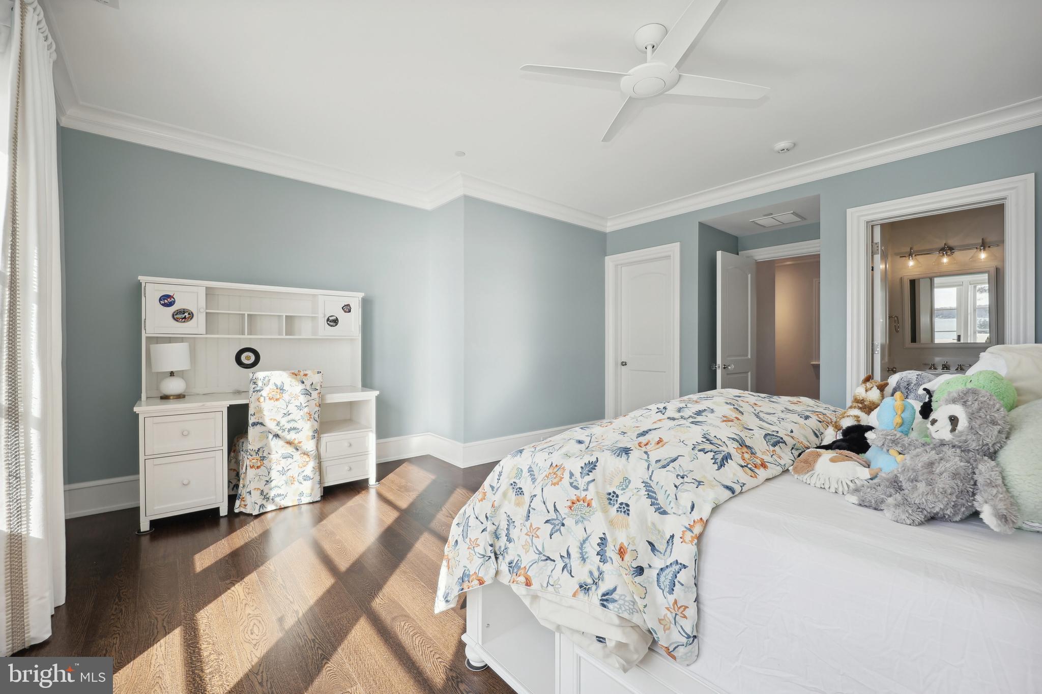 GIBSON ISLAND - Residential