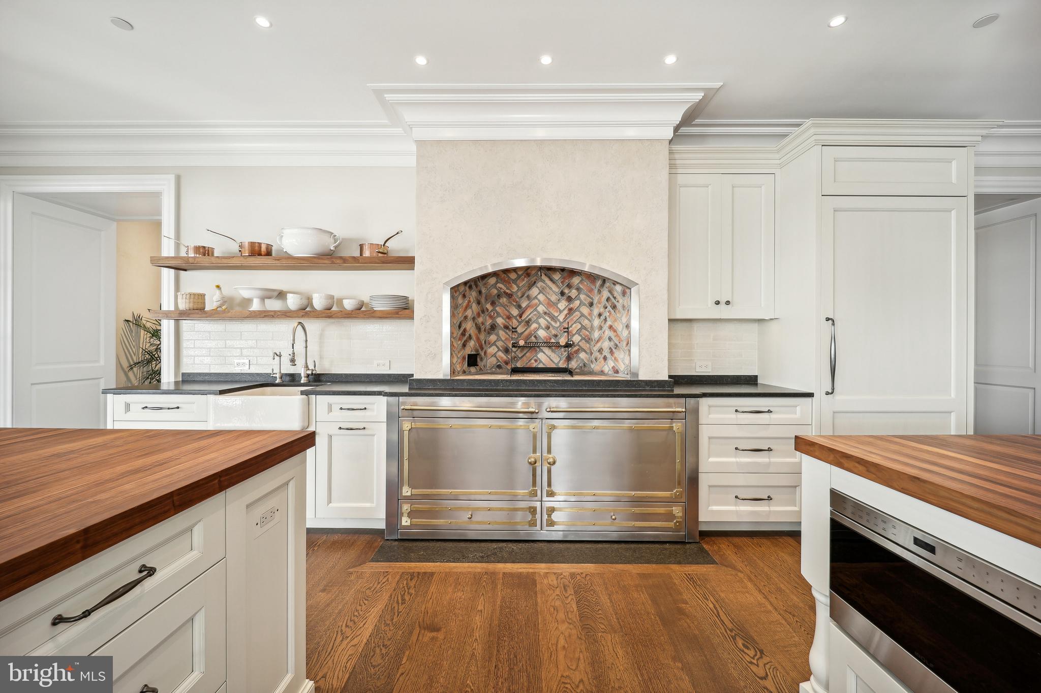 GIBSON ISLAND - Residential