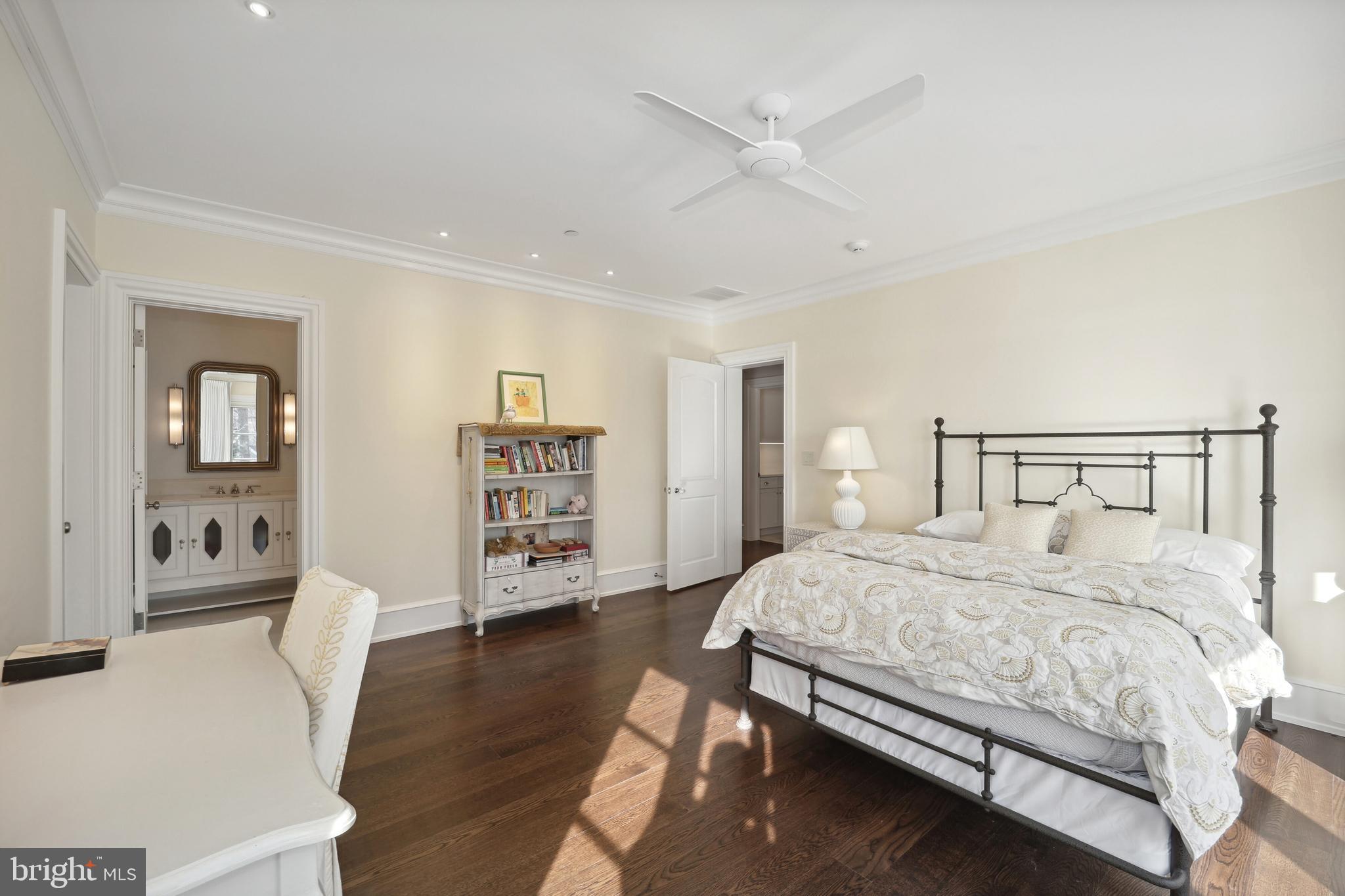 GIBSON ISLAND - Residential