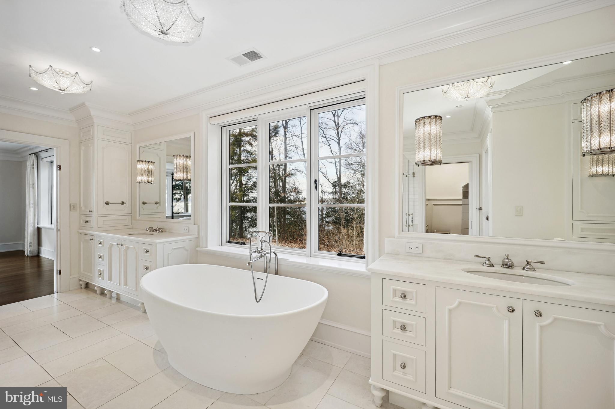 GIBSON ISLAND - Residential