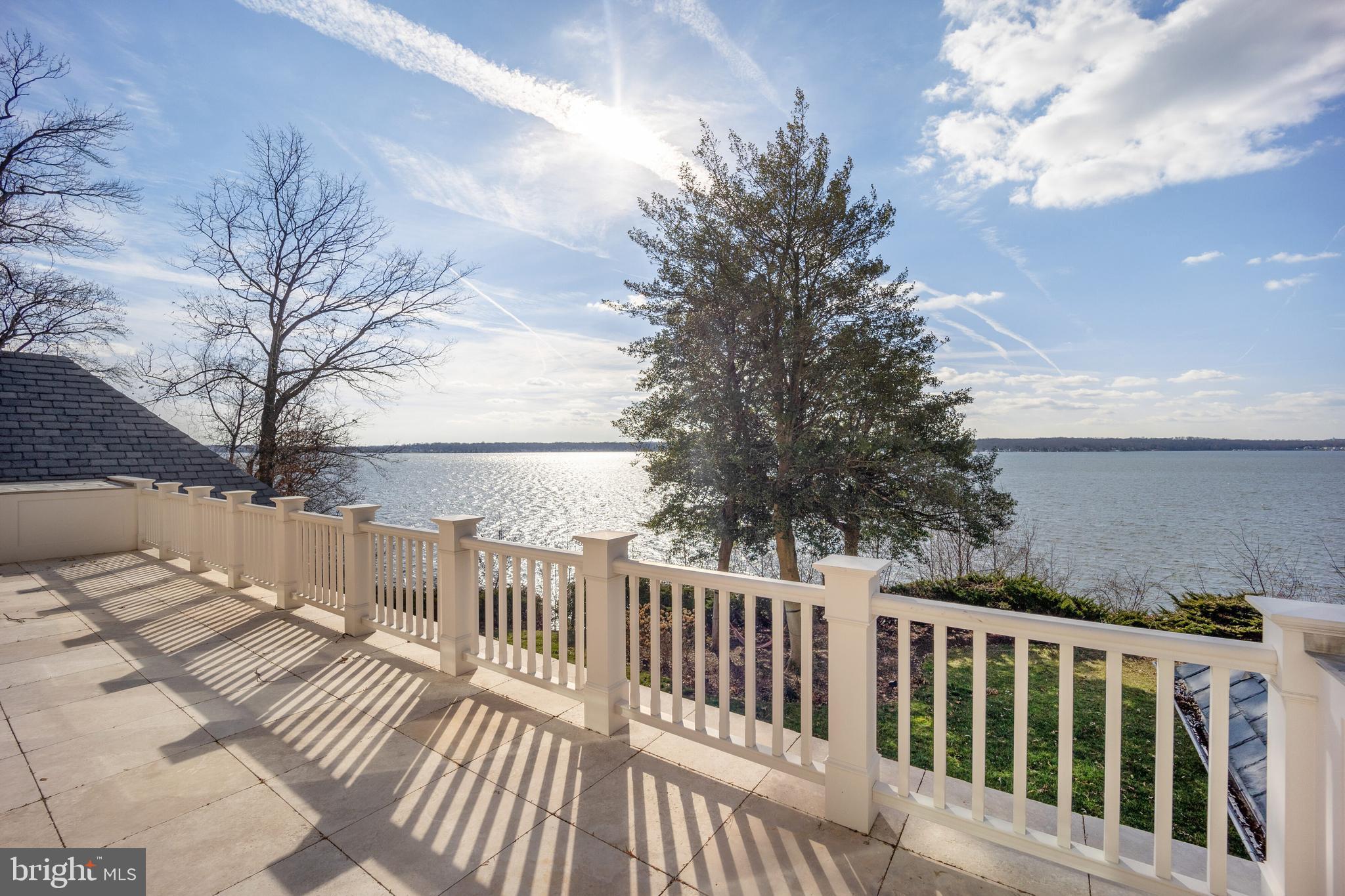 GIBSON ISLAND - Residential