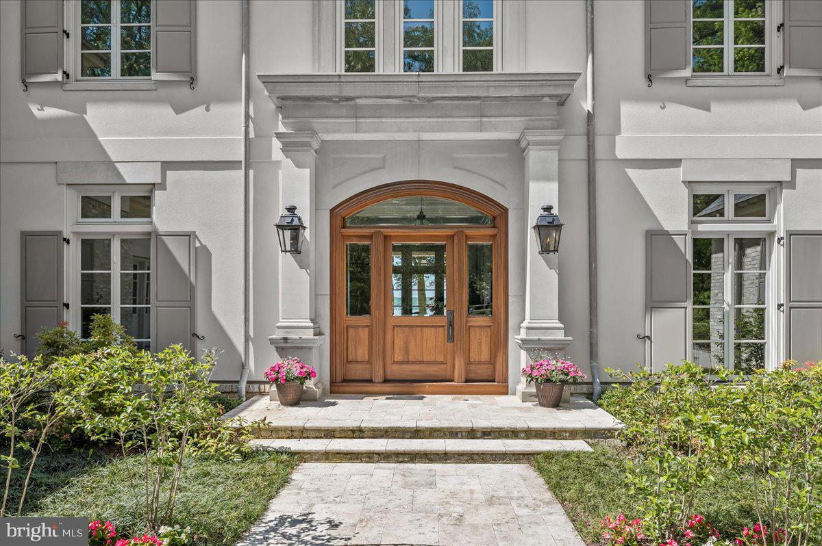 GIBSON ISLAND - Residential