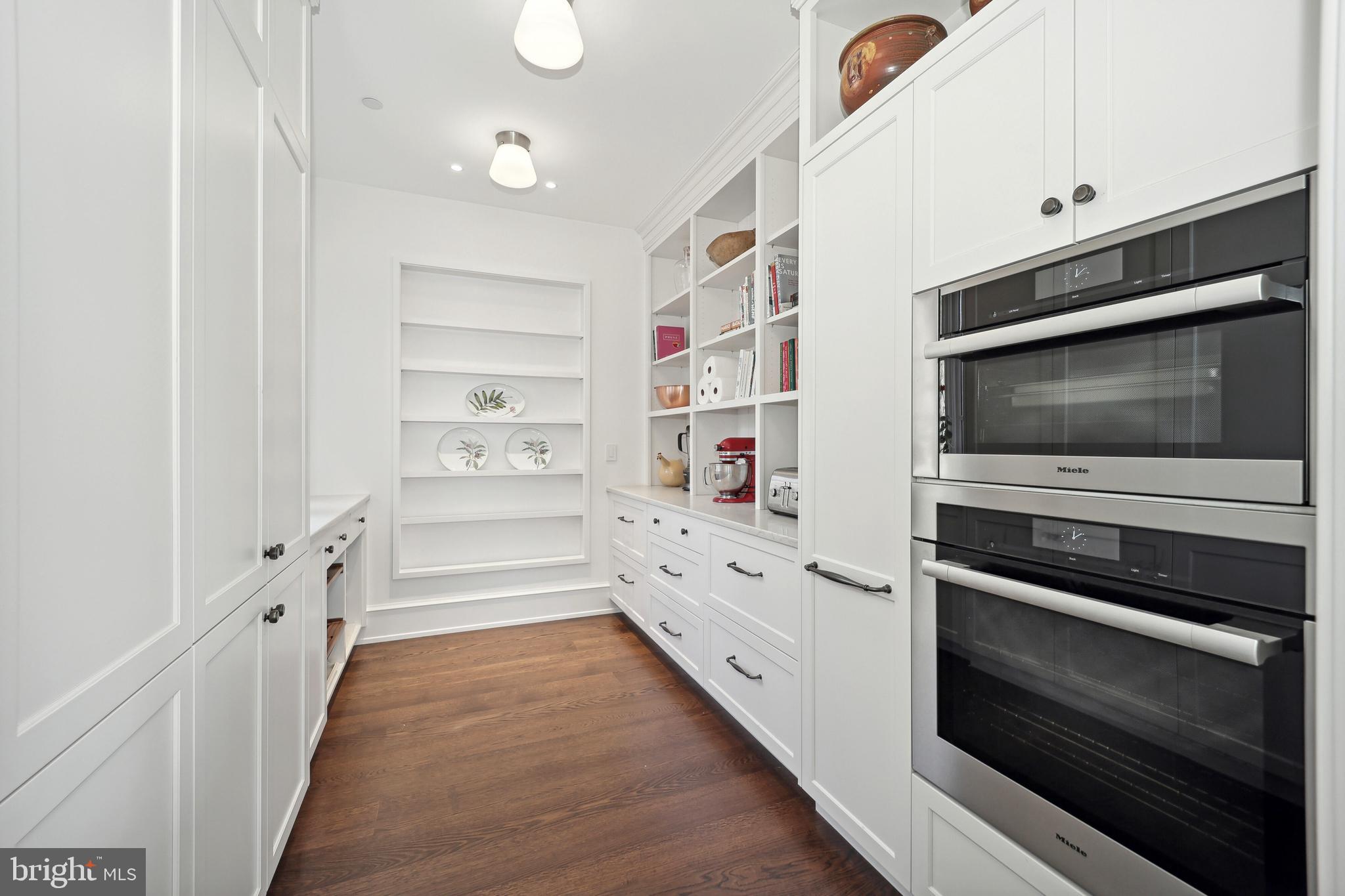 GIBSON ISLAND - Residential