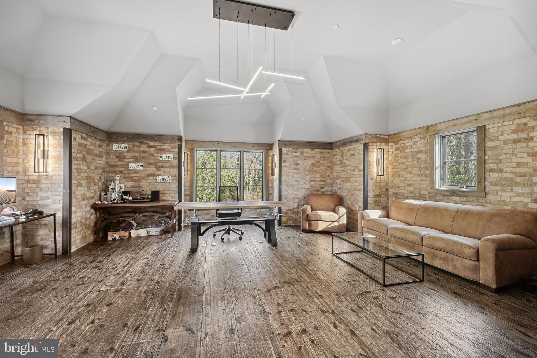 GIBSON ISLAND - Residential