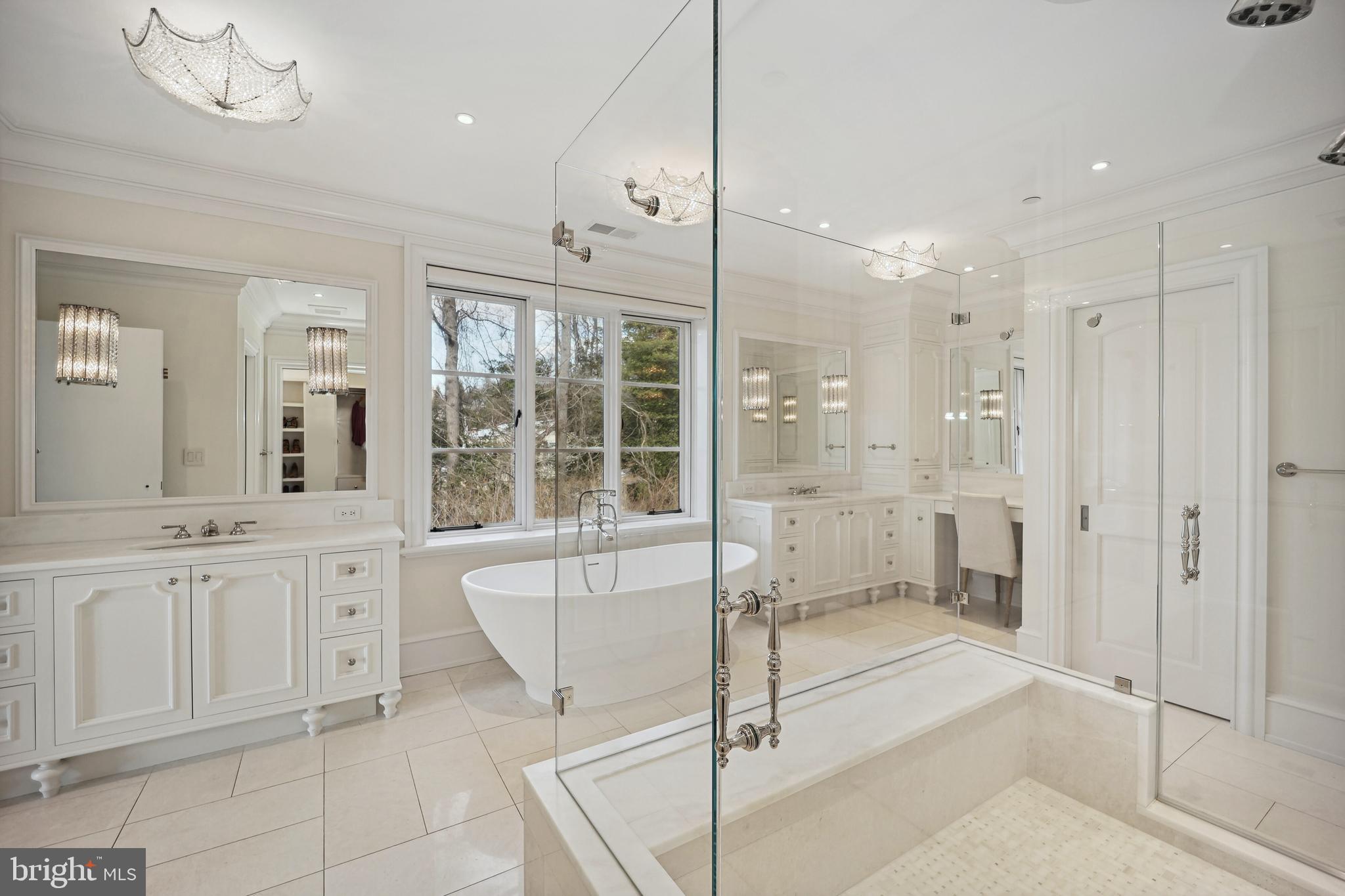 GIBSON ISLAND - Residential