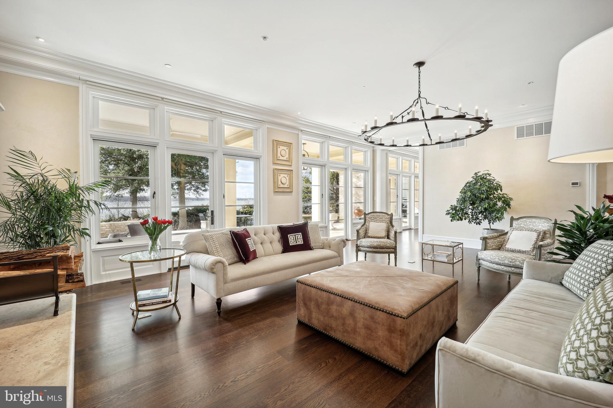 GIBSON ISLAND - Residential