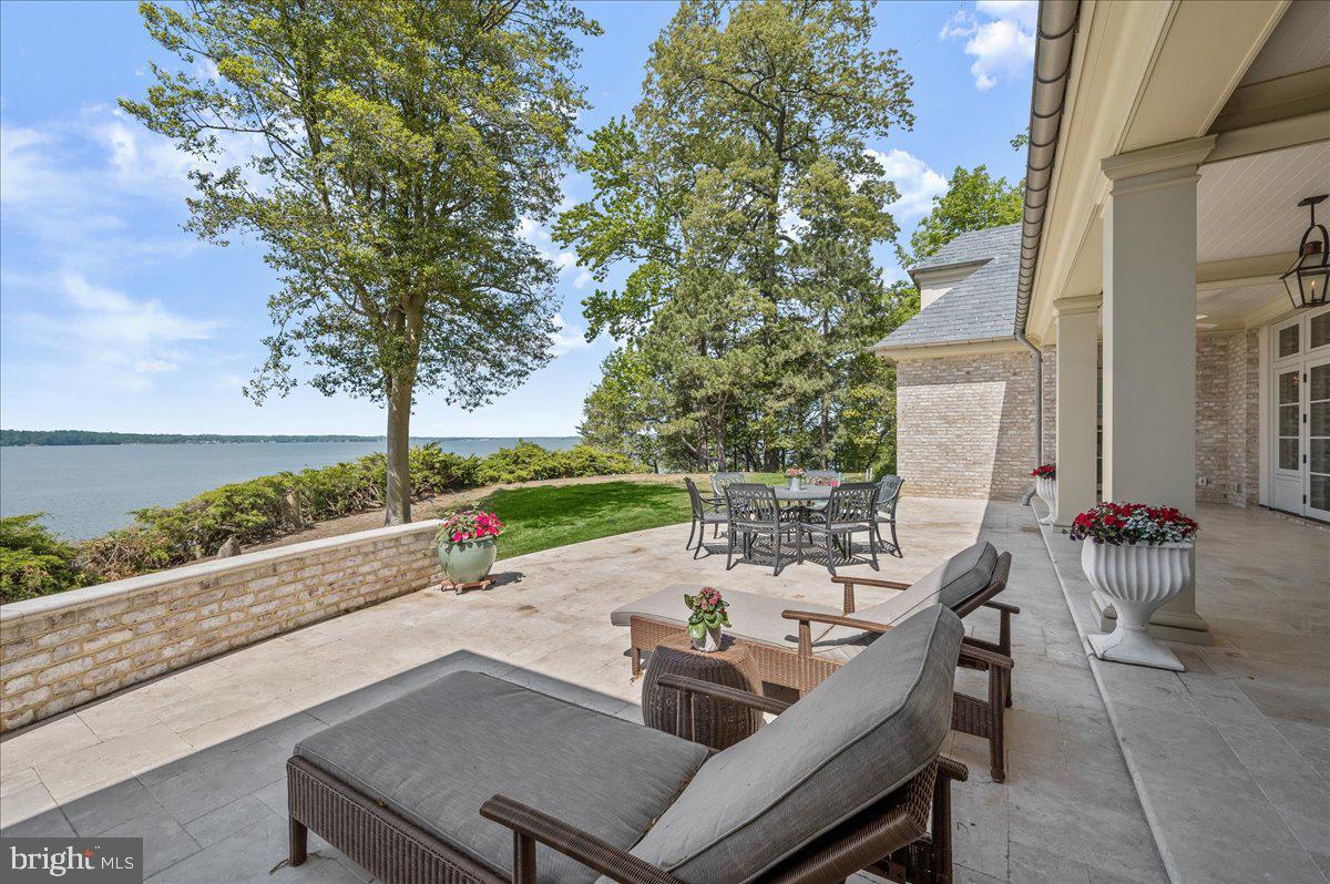 GIBSON ISLAND - Residential