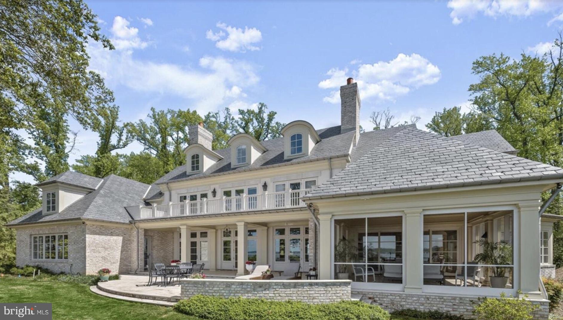 GIBSON ISLAND - Residential