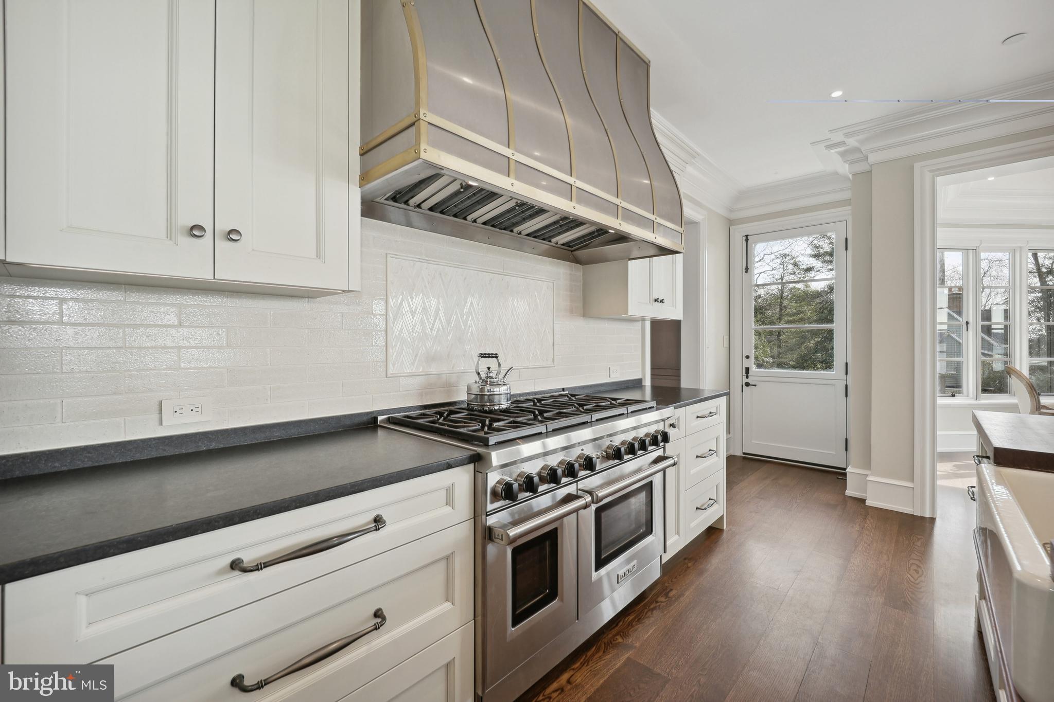 GIBSON ISLAND - Residential