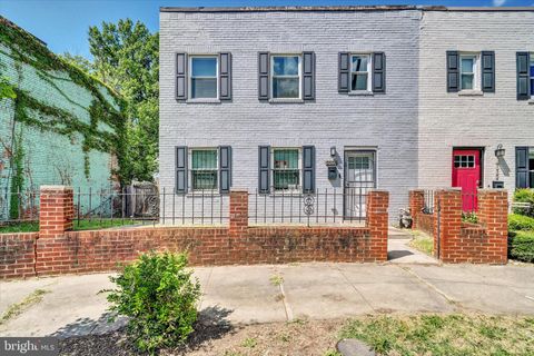 2336 PAYNE TERRACE SE WASHINGTON DC 20020