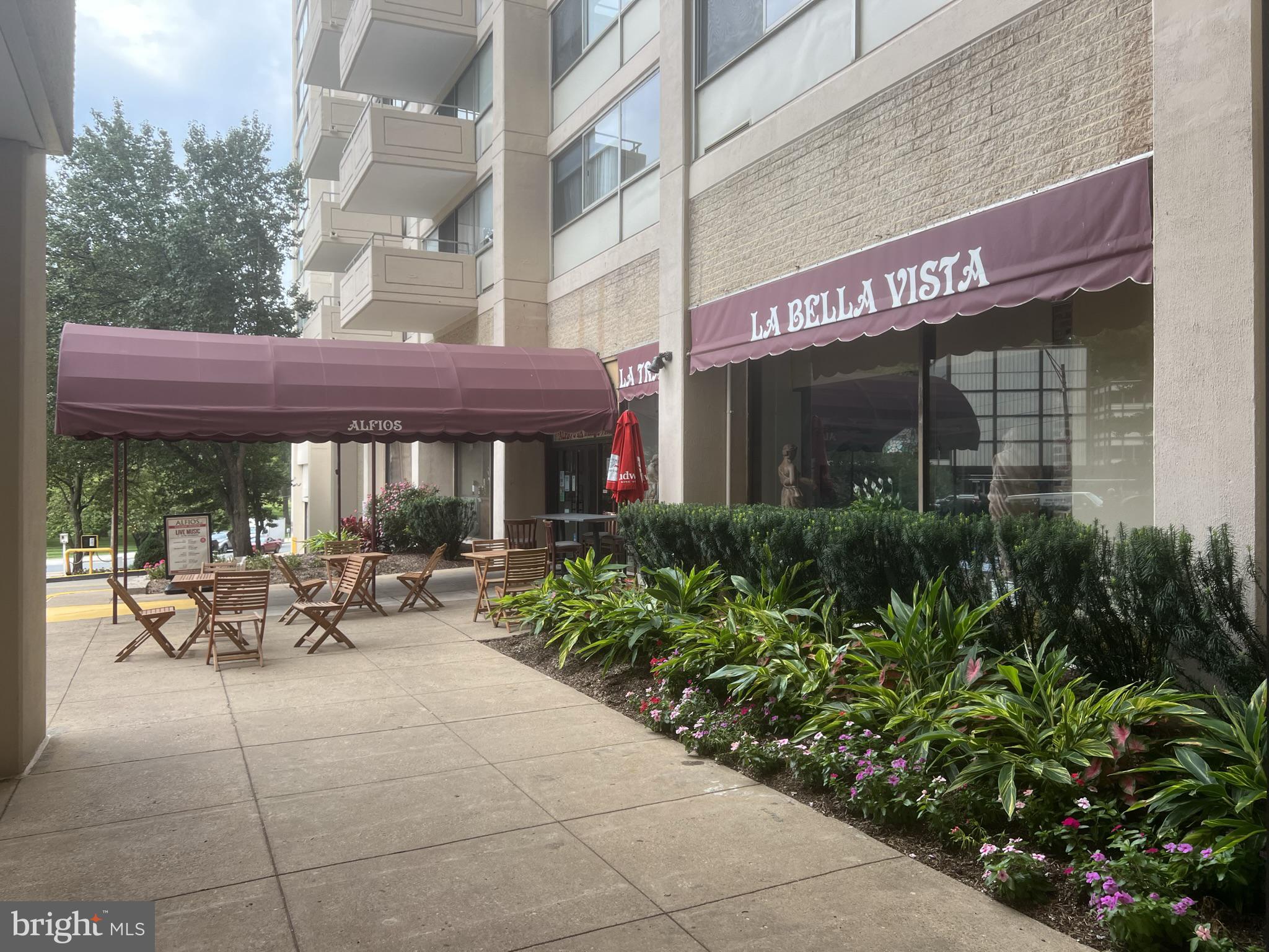 4515 WILLARD AVENUE 503