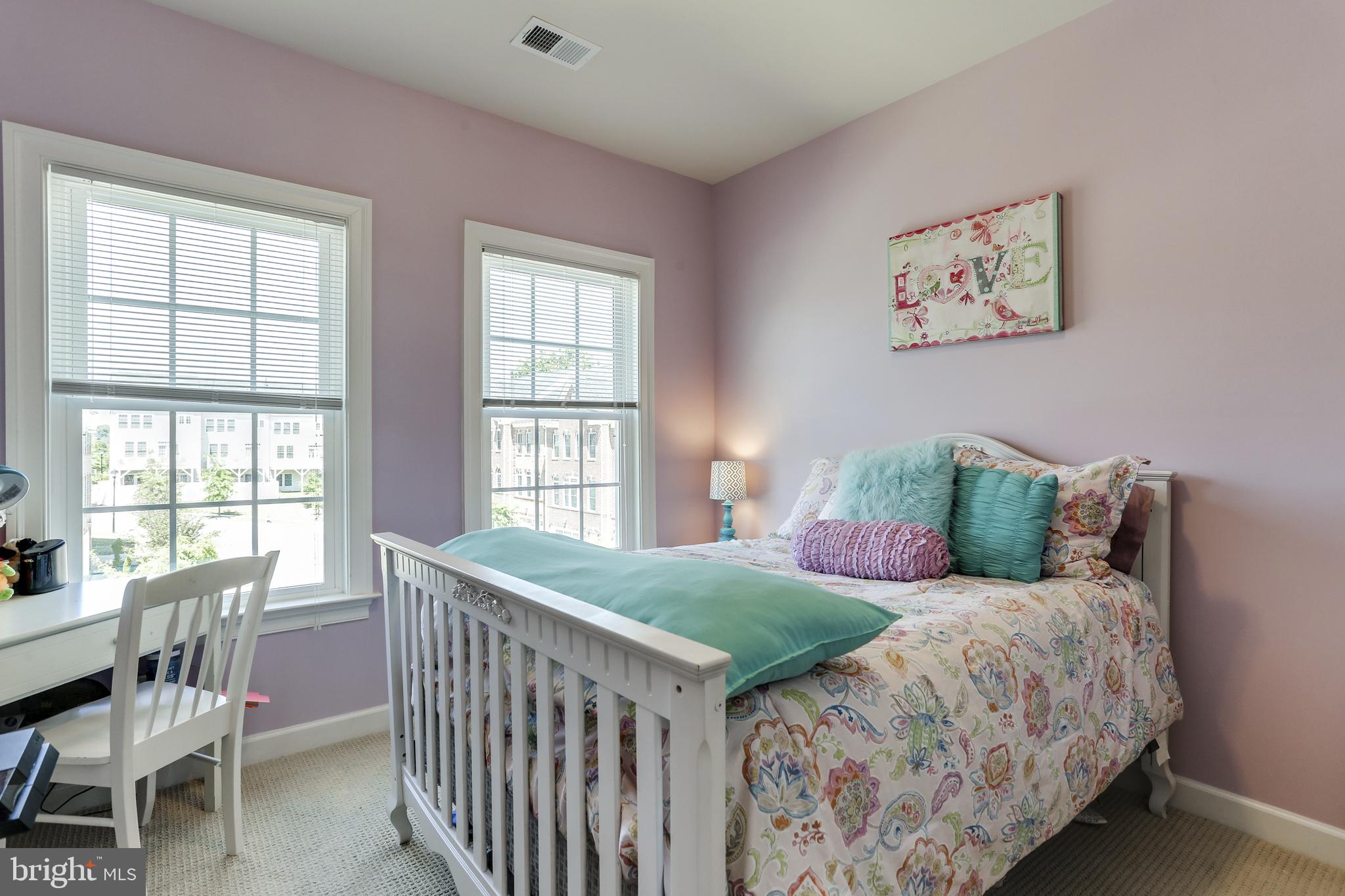 FAIRWOOD-PHASE 2-PLAT 10 - Residential Lease